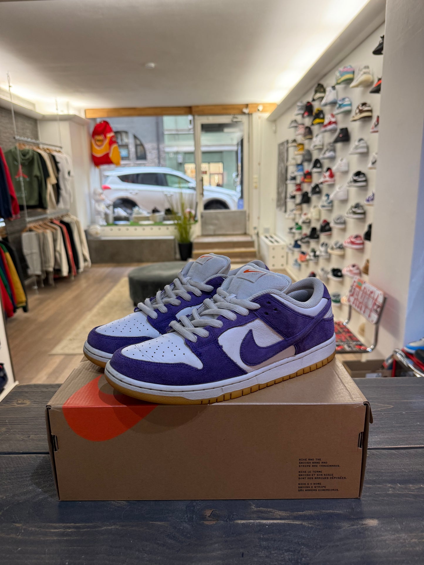 Nike SB Dunk Low Pro ISO Orange Label Court Purple (Eu:45)