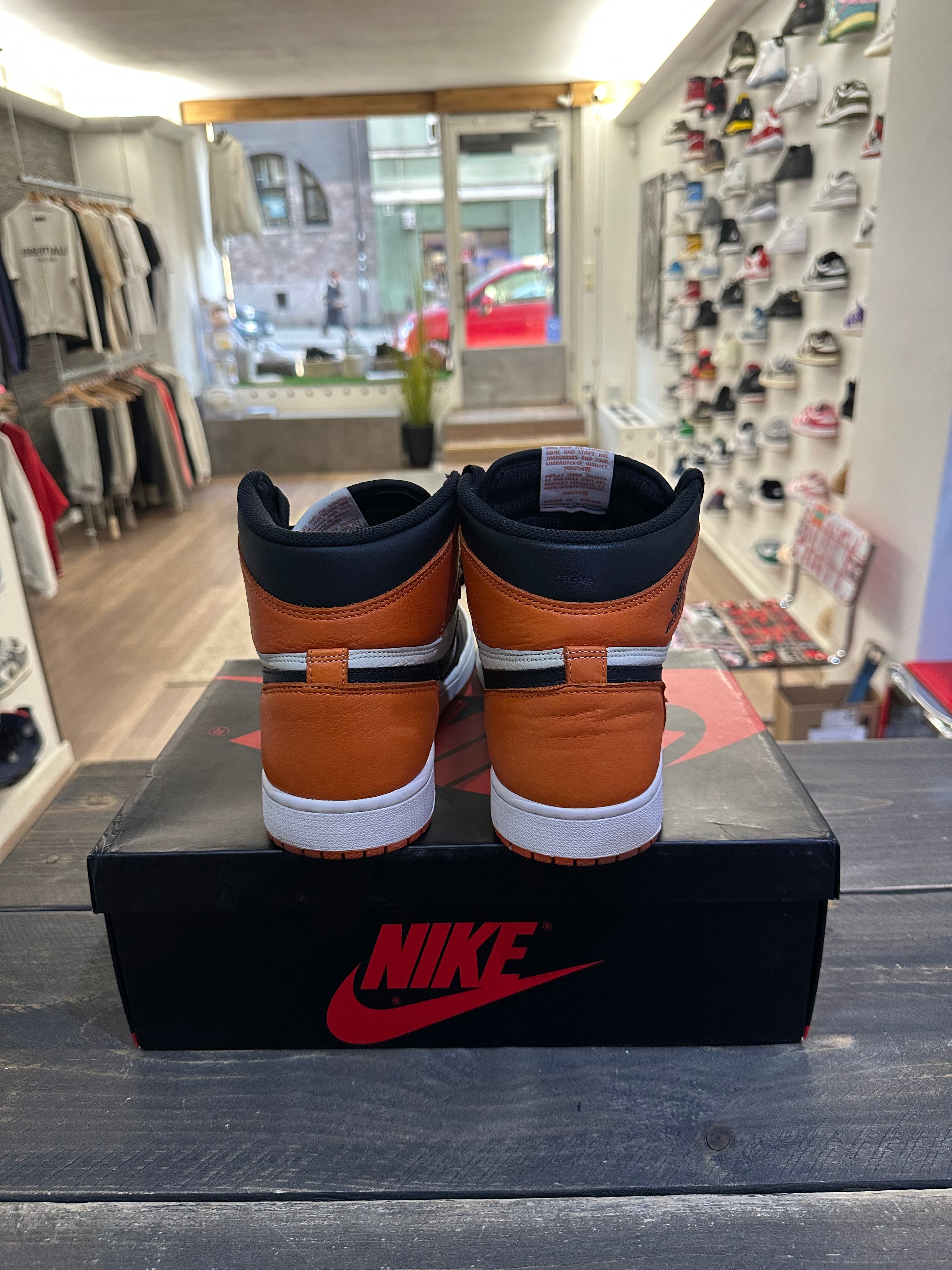 Jordan 1 Retro Shattered Backboard (Eu: 44.5)