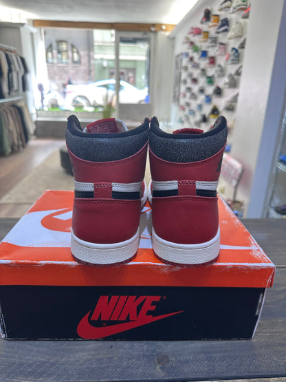 Jordan 1 Retro High OG Chicago Lost and Found (Eu: 41)