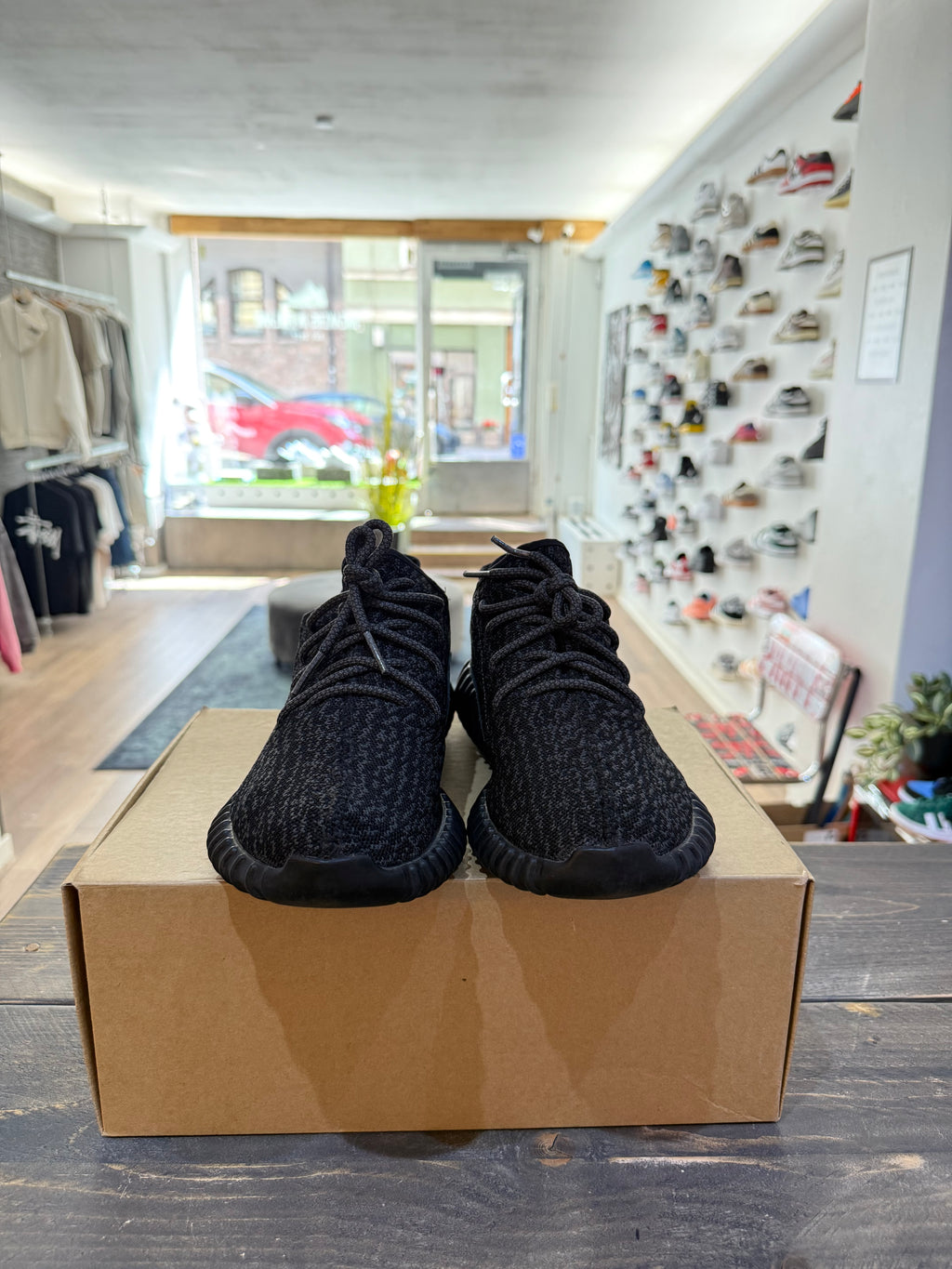 adidas Yeezy Boost 350 Pirate Black (Eu:44)
