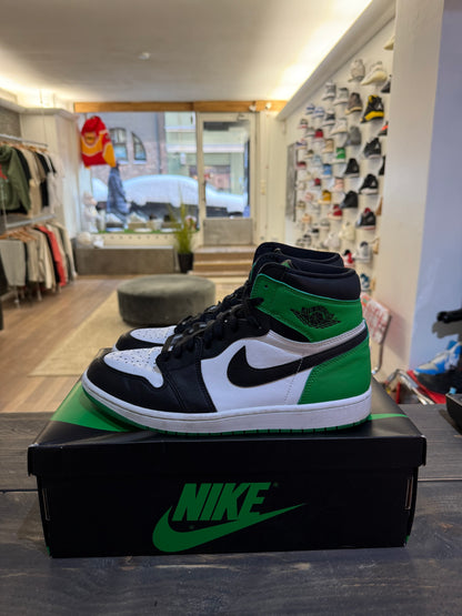 Jordan 1 Retro High OG Lucky Green (Eu: 45)