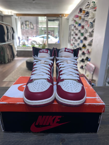 Jordan 1 Retro High OG Chicago Lost and Found (Eu: 41)