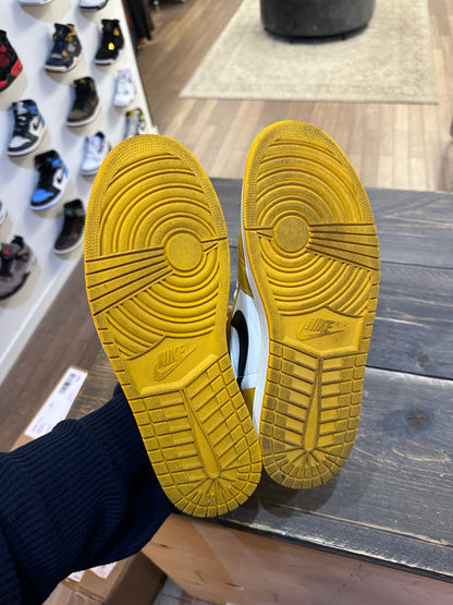 Jordan 1 Retro High OG Yellow Ochre (Eu: 45)