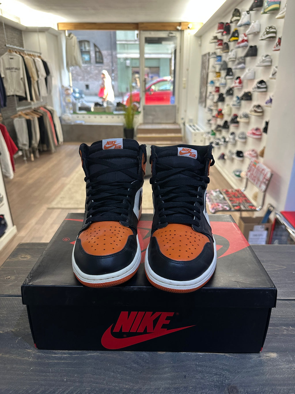 Jordan 1 Retro Shattered Backboard (Eu: 44.5)