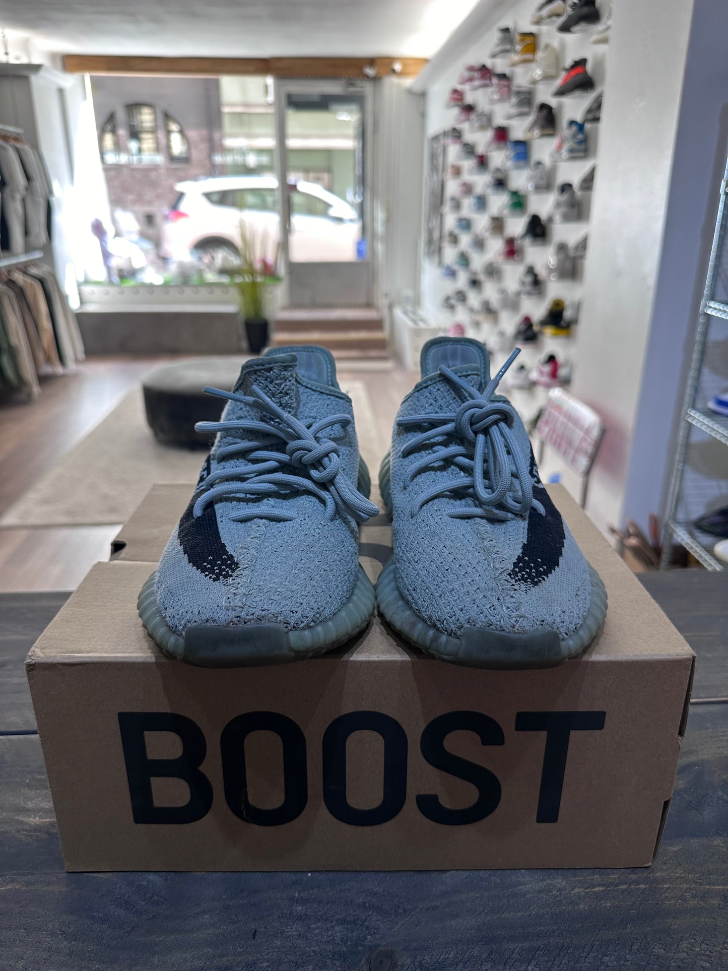 Yeezy Boost 350 V2 Salt (Eu: 41 1/3)