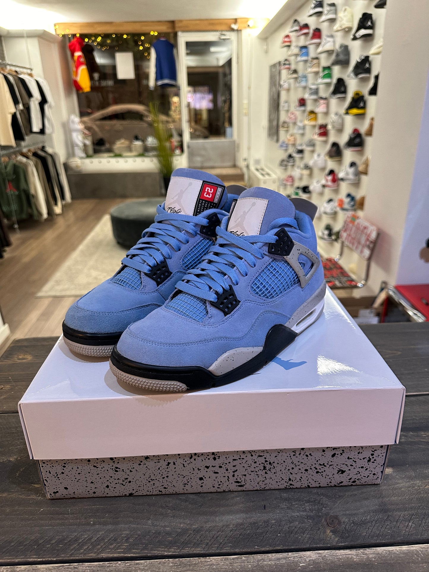 Jordan 4 Retro University Blue (Eu:42,5)