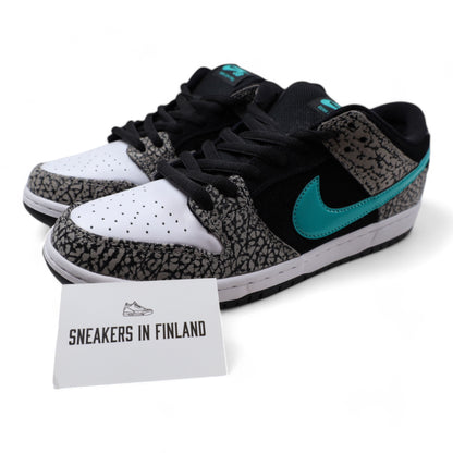 Nike SB Dunk Low Atmos Elephant