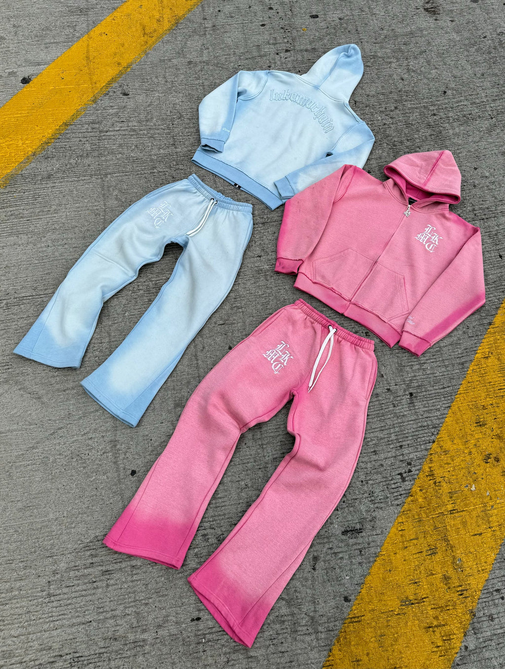 LUKAMACHAIN  Flared Jogger Baby Blue